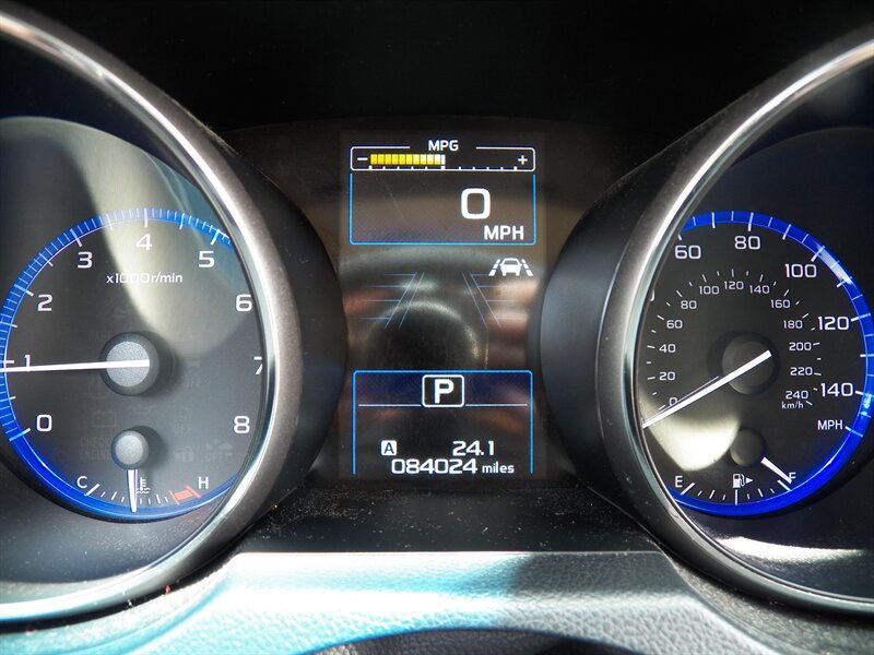2018 Subaru Outback 2.5i Premium AWD - Photo 14 - Mishawaka, IN 46545