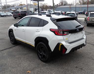 2024 Subaru Crosstrek Sport AWD - Photo 5 - Mishawaka, IN 46545