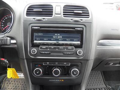 2014 Volkswagen GTI Wolfsburg Edition PZEV - Photo 13 - Mishawaka, IN 46545