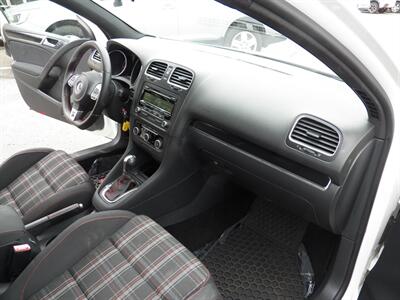 2014 Volkswagen GTI Wolfsburg Edition PZEV - Photo 11 - Mishawaka, IN 46545