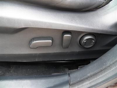 2020 Subaru Outback Limited  AWD - Photo 10 - Mishawaka, IN 46545