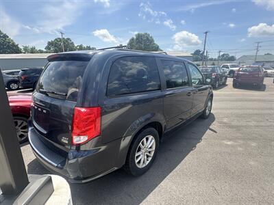 2014 Dodge Grand Caravan SXT   - Photo 4 - Mishawaka, IN 46545