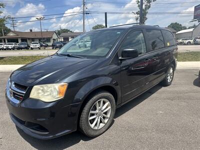 2014 Dodge Grand Caravan SXT   - Photo 8 - Mishawaka, IN 46545