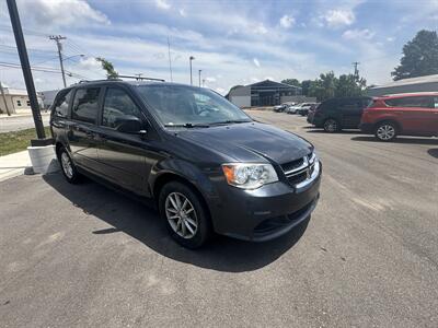 2014 Dodge Grand Caravan SXT   - Photo 1 - Mishawaka, IN 46545