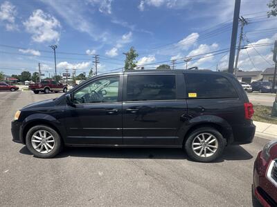 2014 Dodge Grand Caravan SXT   - Photo 7 - Mishawaka, IN 46545