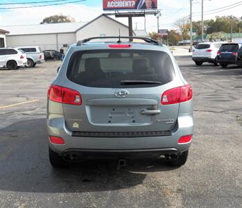 2008 Hyundai SANTA FE GLS  AWD - Photo 4 - Mishawaka, IN 46545