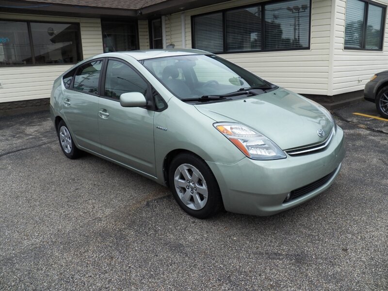 2007 Toyota Prius Touring   - Photo 1 - Mishawaka, IN 46545