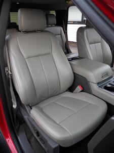 2020 Ford Expedition XLT  4x4 - Photo 17 - Mishawaka, IN 46545