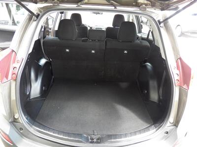 2015 Toyota RAV4 XLE AWD - Photo 11 - Mishawaka, IN 46545