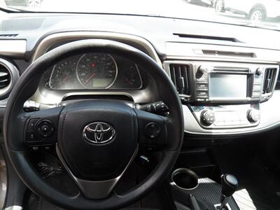 2015 Toyota RAV4 XLE AWD - Photo 17 - Mishawaka, IN 46545