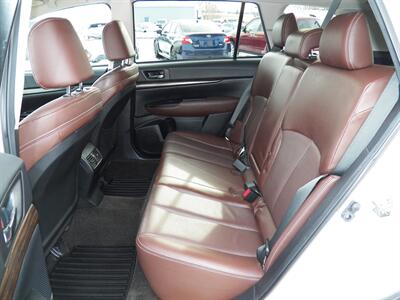 2013 Subaru Outback 2.5i Limited AWD - Photo 14 - Mishawaka, IN 46545