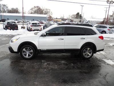 2013 Subaru Outback 2.5i Limited AWD - Photo 6 - Mishawaka, IN 46545