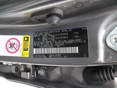 2019 Toyota Highlander XLE   - Photo 27 - Mishawaka, IN 46545