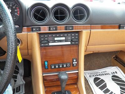 1983 Mercedes-Benz 380 SL Convertible - Photo 12 - Mishawaka, IN 46545