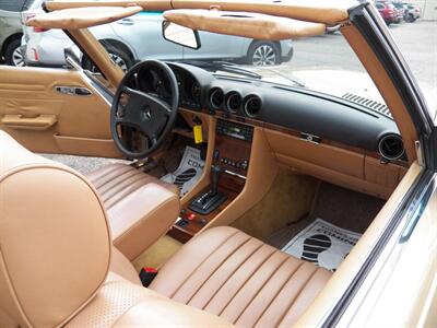 1983 Mercedes-Benz 380 SL Convertible - Photo 16 - Mishawaka, IN 46545