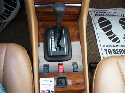 1983 Mercedes-Benz 380 SL Convertible - Photo 21 - Mishawaka, IN 46545