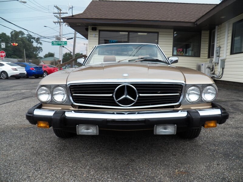 1983 Mercedes-Benz 380 SL Convertible - Photo 3 - Mishawaka, IN 46545