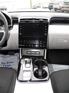 2022 Hyundai TUCSON Plug-in Hybrid SEL AWD - Photo 18 - Mishawaka, IN 46545