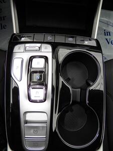 2022 Hyundai TUCSON Plug-in Hybrid SEL AWD - Photo 22 - Mishawaka, IN 46545