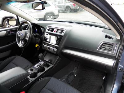 2015 Subaru Outback 2.5i Premium AWD - Photo 14 - Mishawaka, IN 46545