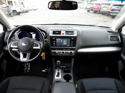 2015 Subaru Outback 2.5i Premium AWD - Photo 15 - Mishawaka, IN 46545
