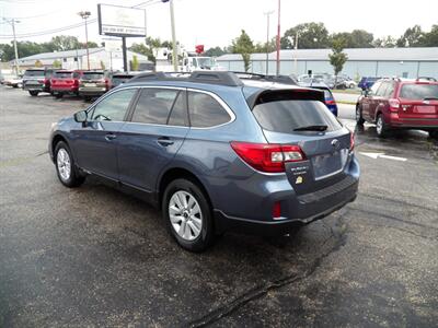 2015 Subaru Outback 2.5i Premium AWD - Photo 3 - Mishawaka, IN 46545