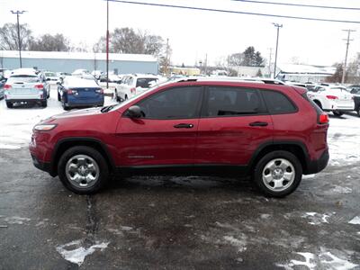 2015 Jeep Cherokee Sport  4x4 - Photo 6 - Mishawaka, IN 46545