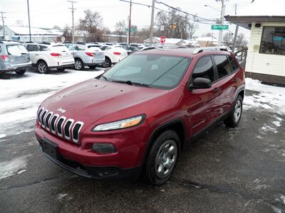 2015 Jeep Cherokee Sport  4x4 - Photo 7 - Mishawaka, IN 46545