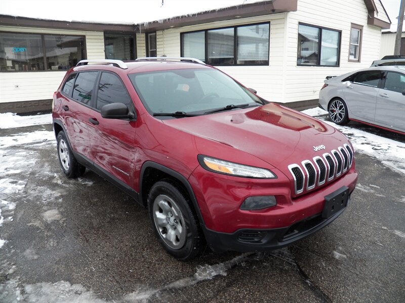 2015 Jeep Cherokee Sport  4x4 - Photo 1 - Mishawaka, IN 46545