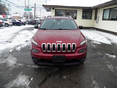 2015 Jeep Cherokee Sport  4x4 - Photo 9 - Mishawaka, IN 46545