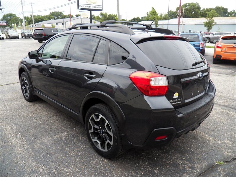 2016 Subaru Crosstrek 2.0i Premium AWD - Photo 3 - Mishawaka, IN 46545
