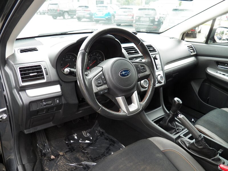 2016 Subaru Crosstrek 2.0i Premium AWD - Photo 8 - Mishawaka, IN 46545