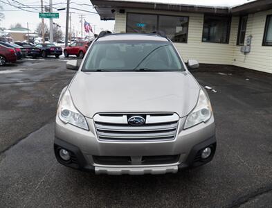 2014 Subaru Outback 3.6R Limited   - Photo 8 - Mishawaka, IN 46545