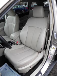 2014 Subaru Outback 3.6R Limited   - Photo 12 - Mishawaka, IN 46545