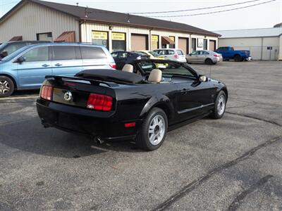 2007 Ford Mustang GT Premium   - Photo 3 - Mishawaka, IN 46545