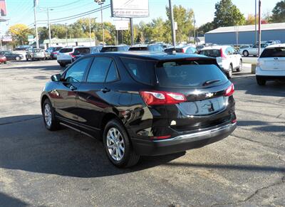 2018 Chevrolet Equinox LS   - Photo 5 - Mishawaka, IN 46545