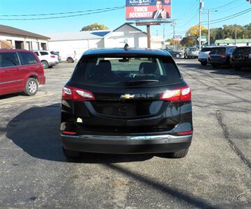 2018 Chevrolet Equinox LS   - Photo 4 - Mishawaka, IN 46545