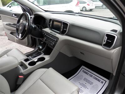2017 Kia Sportage EX Premium  AWD - Photo 16 - Mishawaka, IN 46545