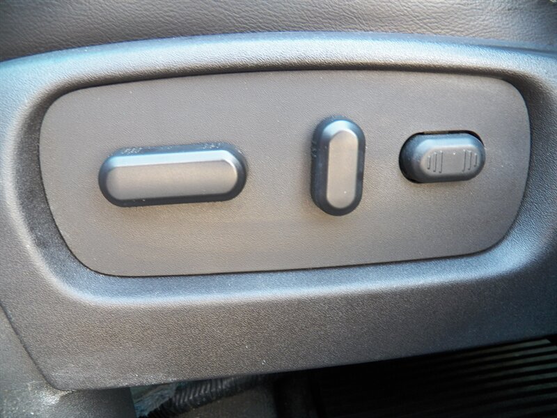 2014 Ford Explorer Limited photo 10