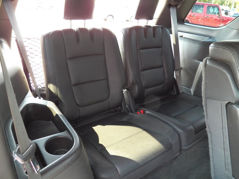 2014 Ford Explorer Limited photo 13