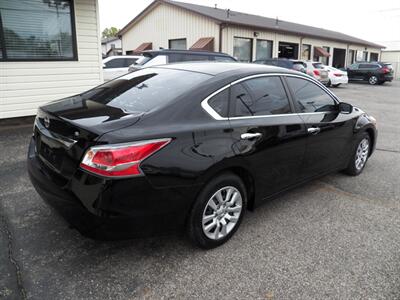 2015 Nissan Altima 2.5   - Photo 3 - Mishawaka, IN 46545