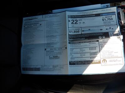 2020 Chrysler Pacifica Limited 35th Anniversary   - Photo 25 - Mishawaka, IN 46545