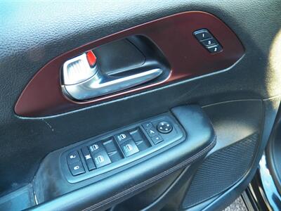 2020 Chrysler Pacifica Limited 35th Anniversary   - Photo 16 - Mishawaka, IN 46545