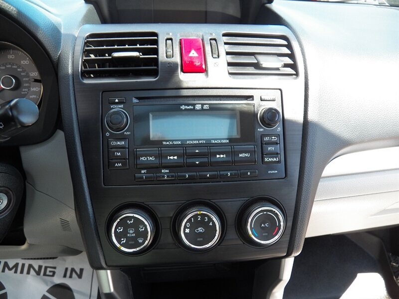 2015 Subaru Forester 2.5i Premium AWD - Photo 17 - Mishawaka, IN 46545