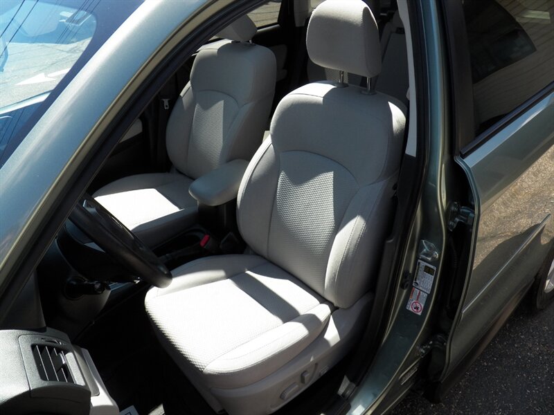 2015 Subaru Forester 2.5i Premium AWD - Photo 7 - Mishawaka, IN 46545