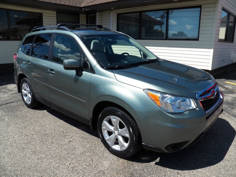 2015 Subaru Forester 2.5i Premium  AWD - Photo 1 - Mishawaka, IN 46545