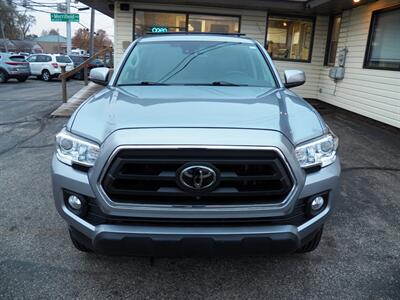 2021 Toyota Tacoma SR5 V6  4x4 - Photo 8 - Mishawaka, IN 46545