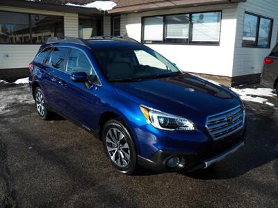 2016 Subaru Outback 2.5i Limited AWD - Photo 1 - Mishawaka, IN 46545