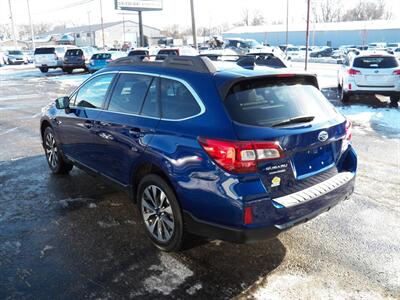 2016 Subaru Outback 2.5i Limited AWD - Photo 5 - Mishawaka, IN 46545