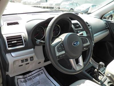 2018 Subaru Forester 2.5i  AWD - Photo 9 - Mishawaka, IN 46545